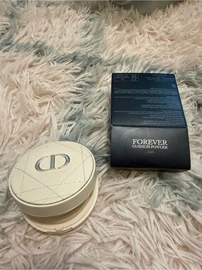 Dior Forever Cushion Powder Compact in color fair- Cream and Black